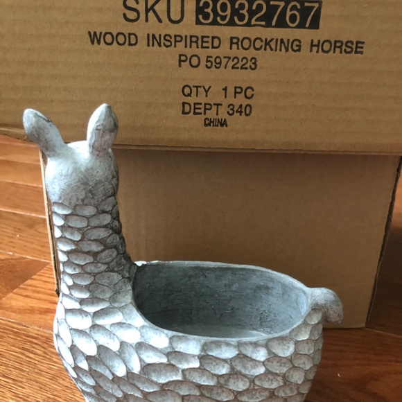 COPY - Pier 1 home decor gray alpaca llama decorative tray - Picture 3 of 4